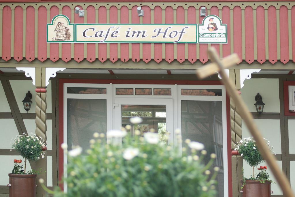 Cafe Im Hof- Bed & Breakfast Streufdorf المظهر الخارجي الصورة