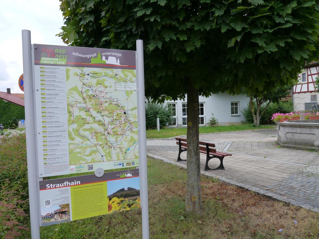 Cafe Im Hof- Bed & Breakfast Streufdorf المظهر الخارجي الصورة