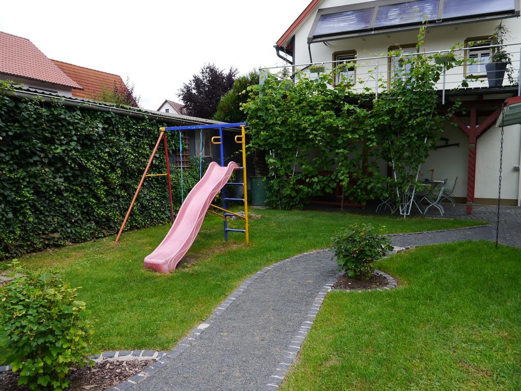 Cafe Im Hof- Bed & Breakfast Streufdorf المظهر الخارجي الصورة